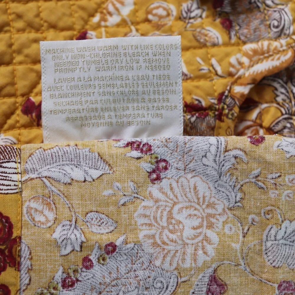 Williams Sonoma Paysanne Placemats, Napkins and Table Runner